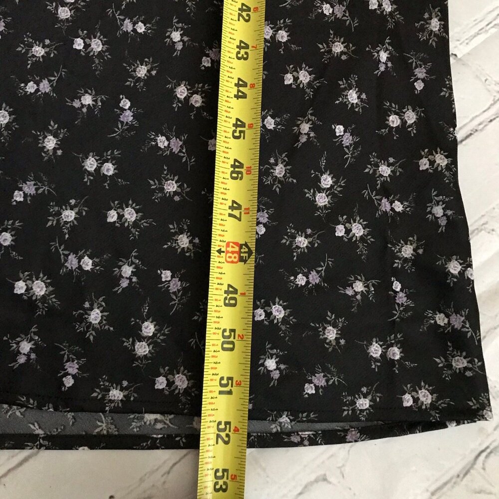 And Now This Trendy Plus Size Lace-Trim Satin Floral Midi Dress Size 2X - Picture 12 of 13